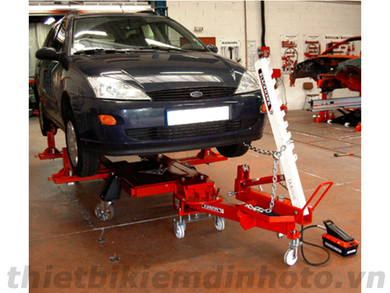 thiết bị kéo nắn xe tại nạn, dàn kéo nắn xe tai nạn, kéo nắn xe tai nạn, blackhawk
